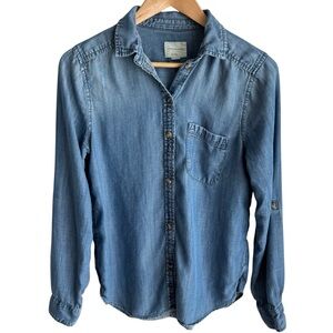 American Eagle Boyfriend Fit Chambray Shirt Sz S Blue Lightweight Denim Top VGUC